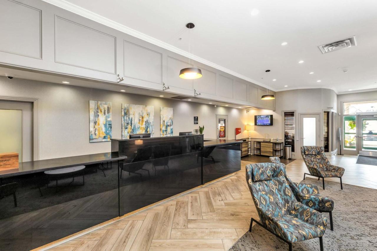 Sandman Hotel Grande Prairie Extérieur photo