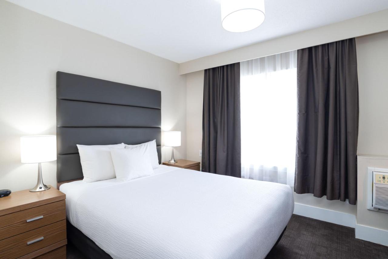 Sandman Hotel Grande Prairie Extérieur photo