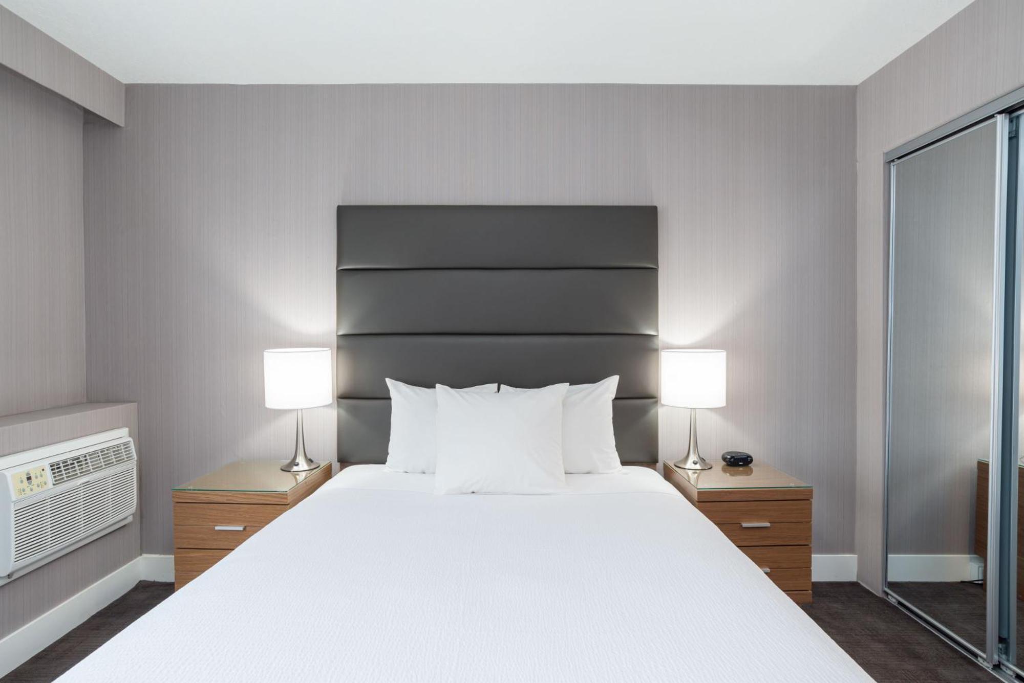 Sandman Hotel Grande Prairie Extérieur photo