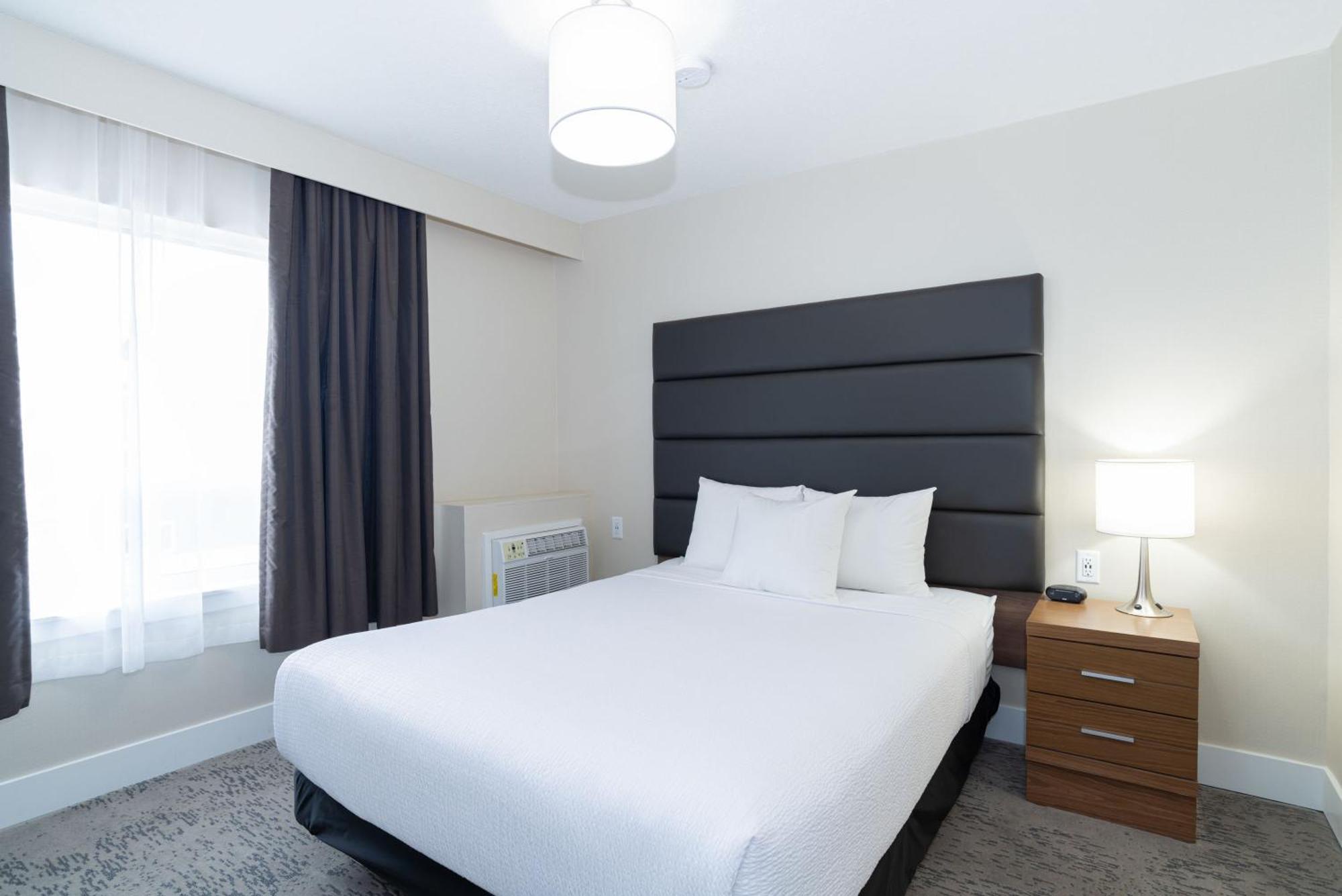 Sandman Hotel Grande Prairie Extérieur photo