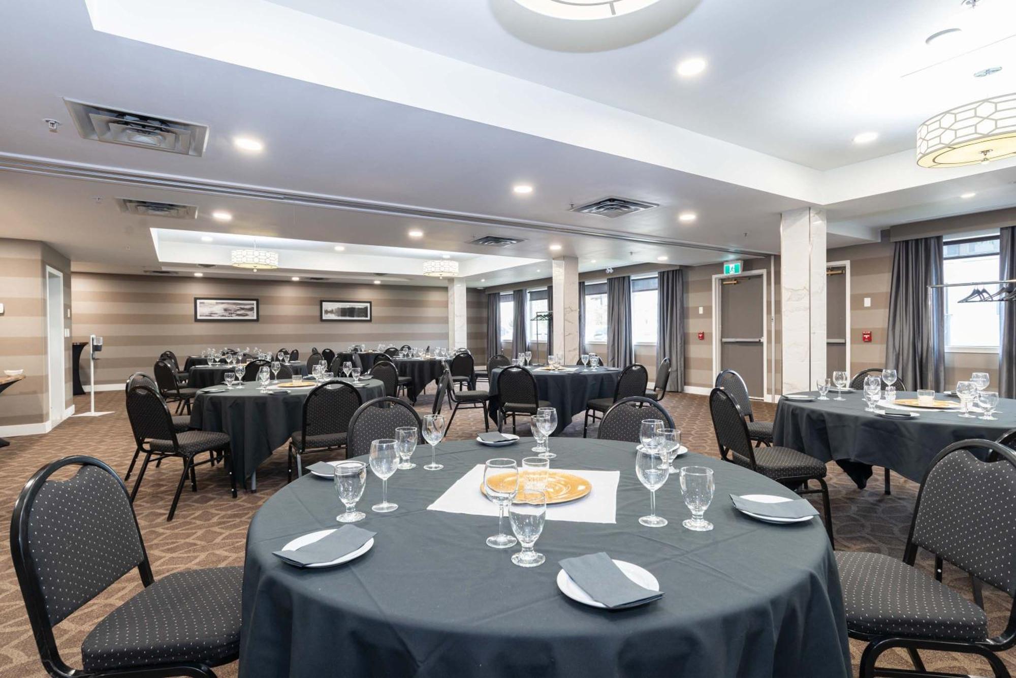 Sandman Hotel Grande Prairie Extérieur photo